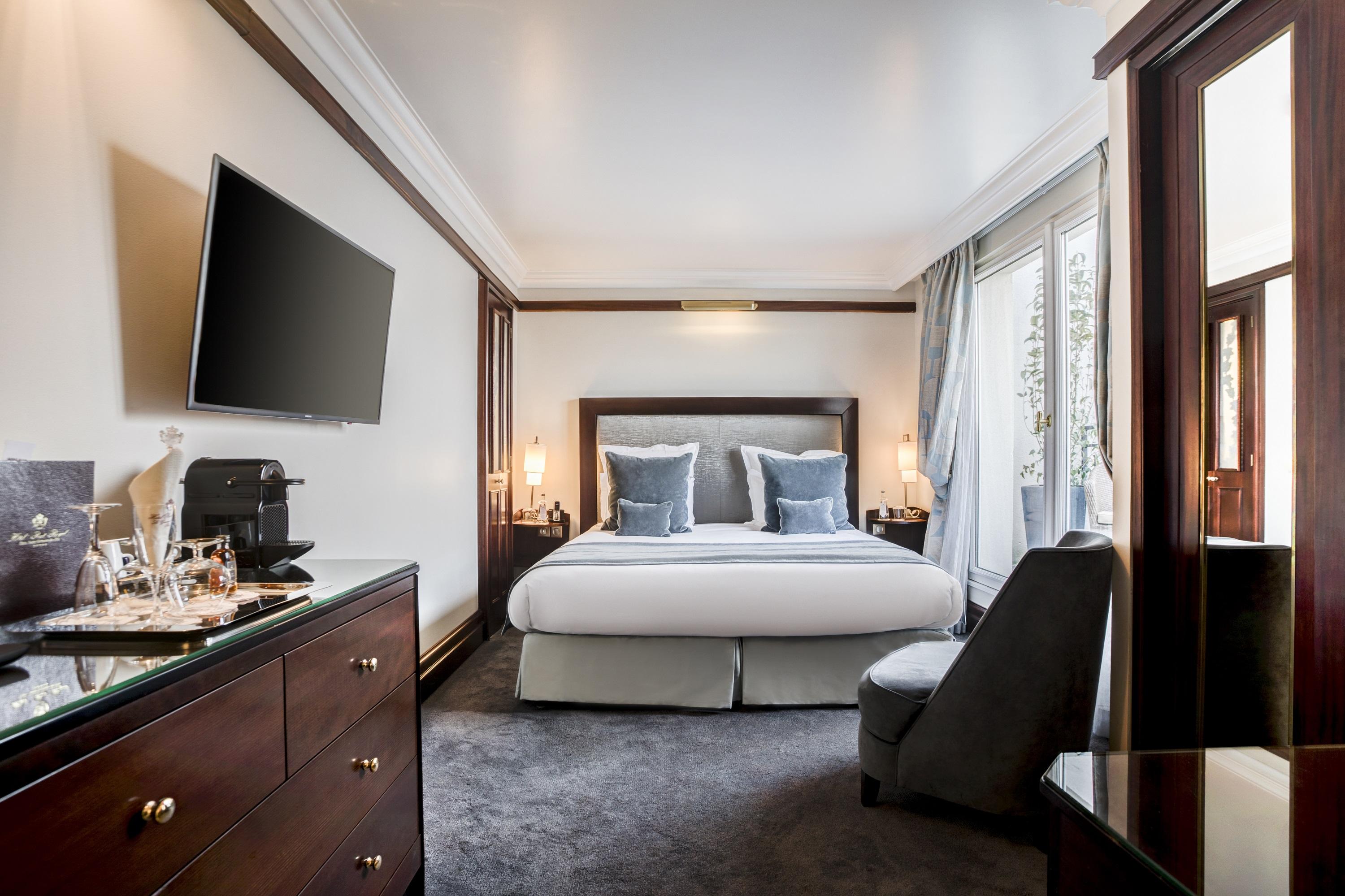 皇家庞特酒店 巴黎 外观 照片 A room at the hotel