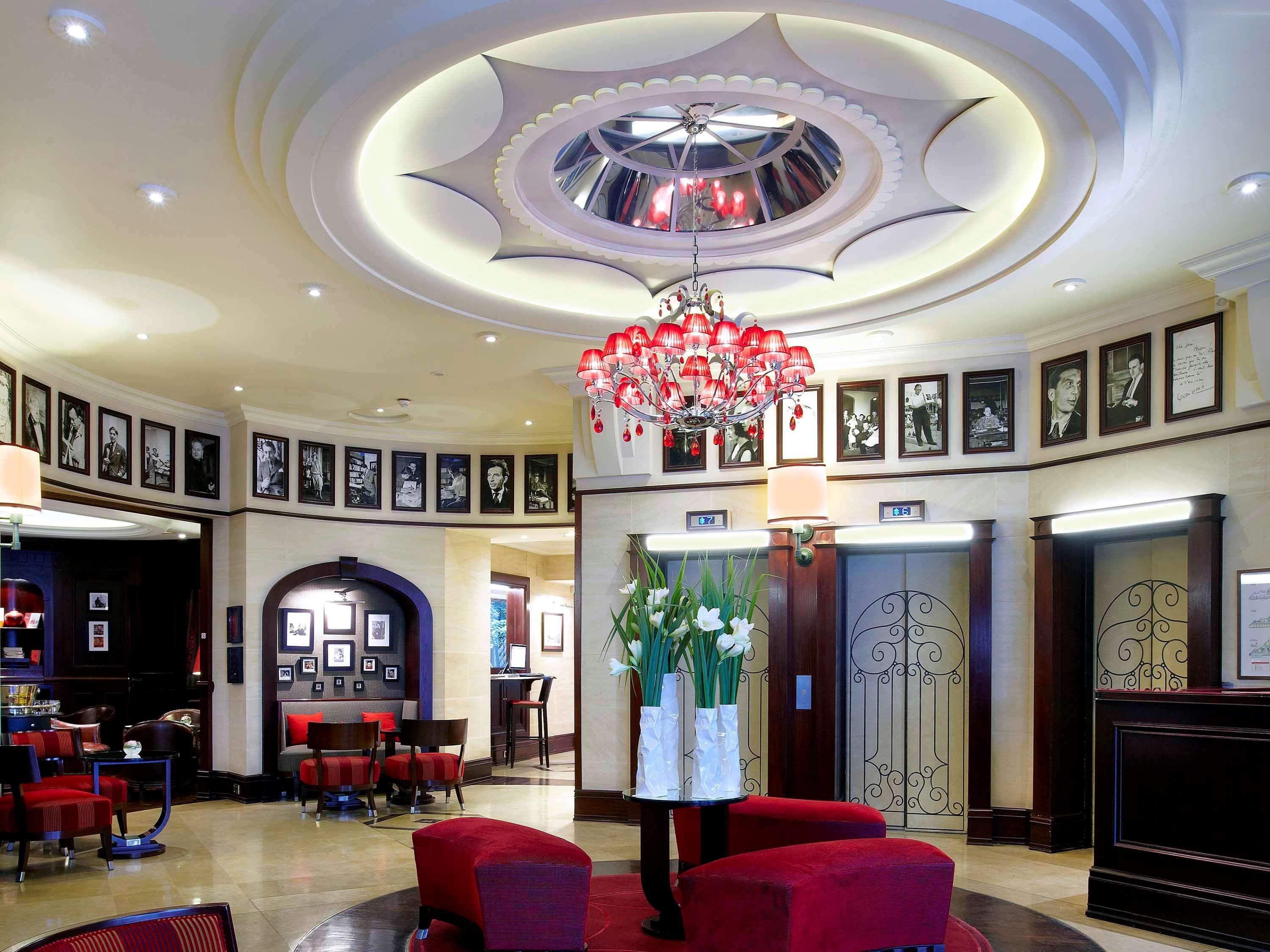 皇家庞特酒店 巴黎 外观 照片 The lobby of the hotel